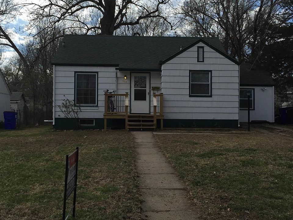 1st image of 803 W 4th St