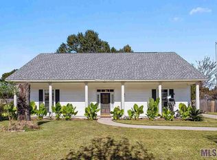 4339 Hunters Point, Zachary, LA 70791