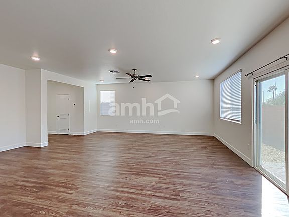 3rd image of 6059 Schmidt St