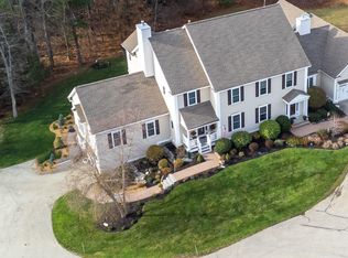 31 Southwoods Rd, Chester, NH 03036