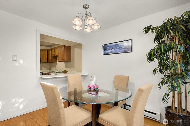 5th image of 3024 NE 143rd Street #103