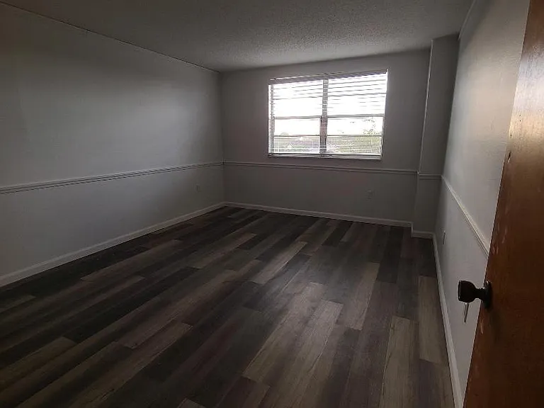 8950 NE 8th Ave #503 — Photo 18
