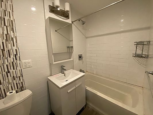 5th image of 601 W 148th St Unit 64D