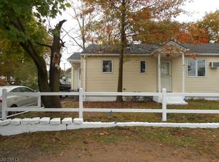32 Obal Ave, Elmwood Park, NJ