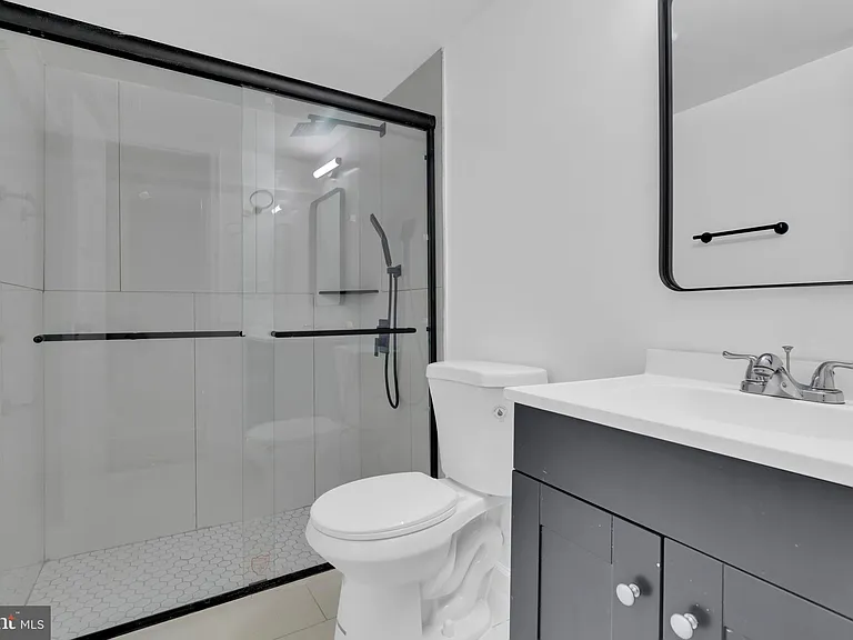 518 Oglethorpe St NE — Photo 31