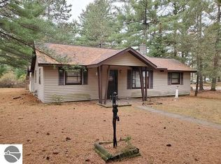 2821 4th St, Saint Helen, MI 48656