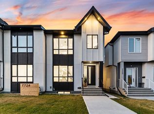 7722 S 46th Ave NW, Calgary, AB T3B 1Y2