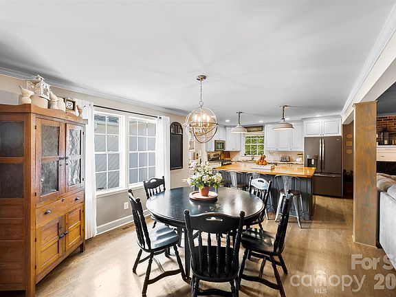 4th image of 123 Chestnut Ridge Rd