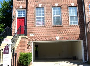 8228 Gunston Commons Way, Lorton, VA 22079