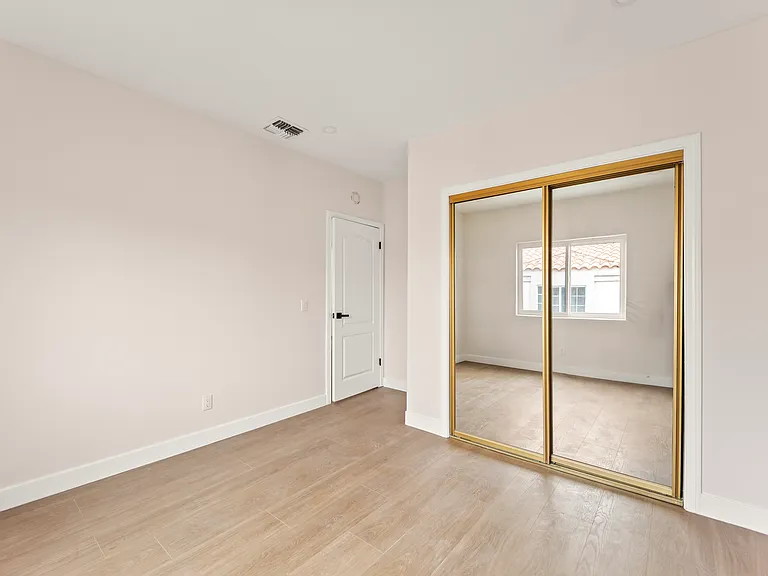 120 S Prospect Ave #A — Photo 20