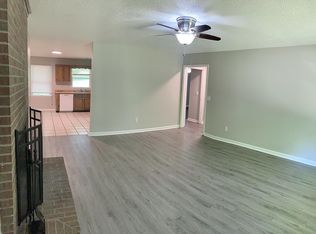 162 Bay West Ln, Aberdeen, NC 28315