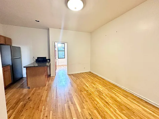 Rented by Camelot Realty Group | media 4