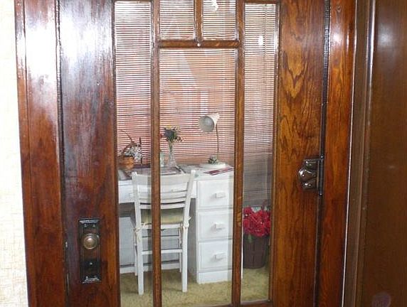 4th image of 1629 Elmwood Ave