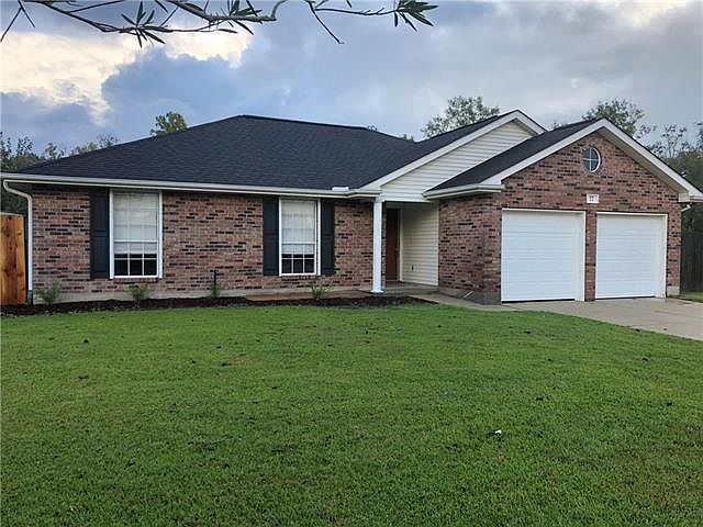 1st image of 77 Sawgrass Dr