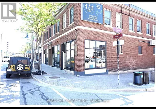 31 King St E #3 Photo 1