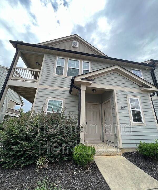 1st image of 606 Joiner Cir