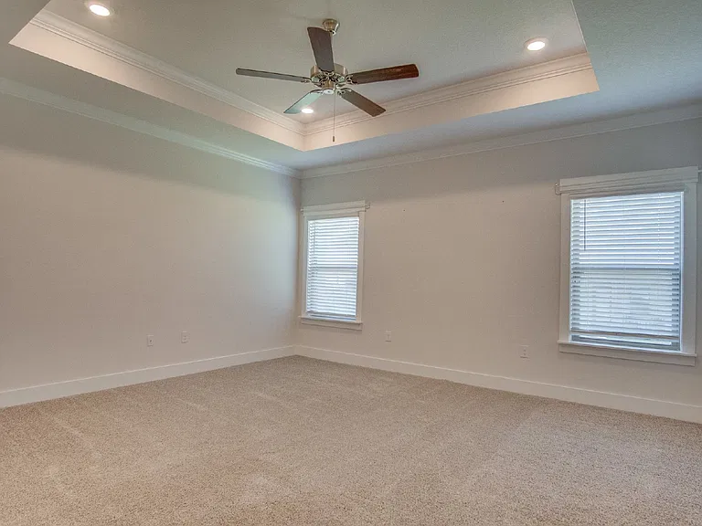713 Brambling Ct — Photo 11