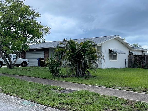 3rd image of 3127 Winchester Dr