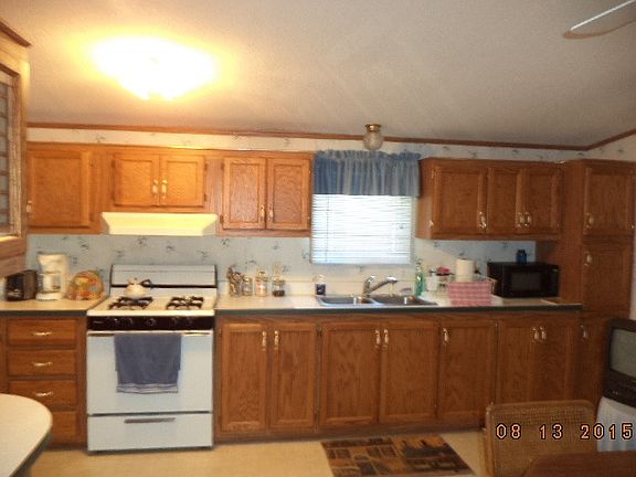 4th image of 3267 Waterbury Cir