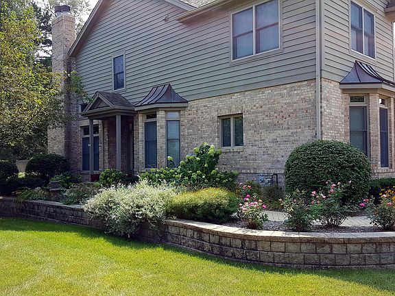 5th image of 928 Oak Crest Ln