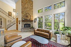 4th image of 721 Crosscreek Dr