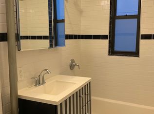 30-47 29th St #44, Astoria, NY 11102