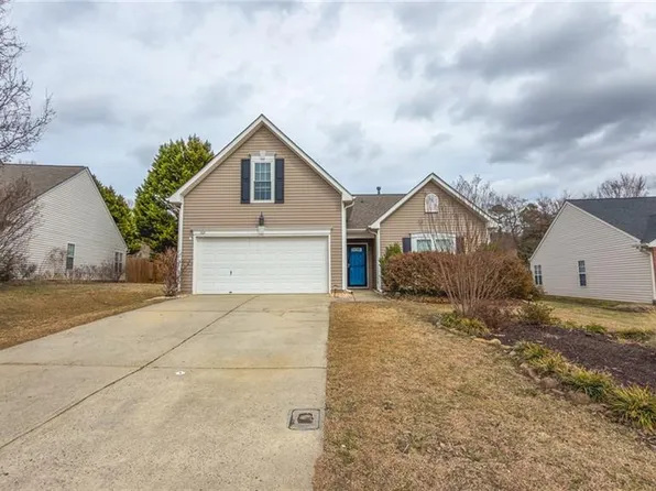 105 Milroy Ln, Mooresville, NC 28115