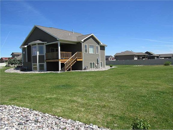 3rd image of 7010 Lakeshore Dr