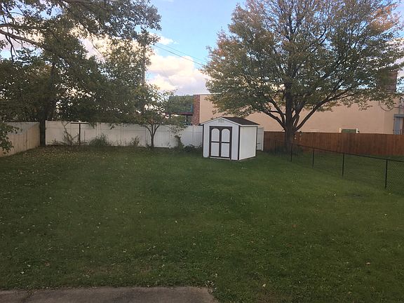 3rd image of 12 Morningside Dr
