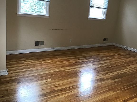 4th image of 26 Lincoln Ave