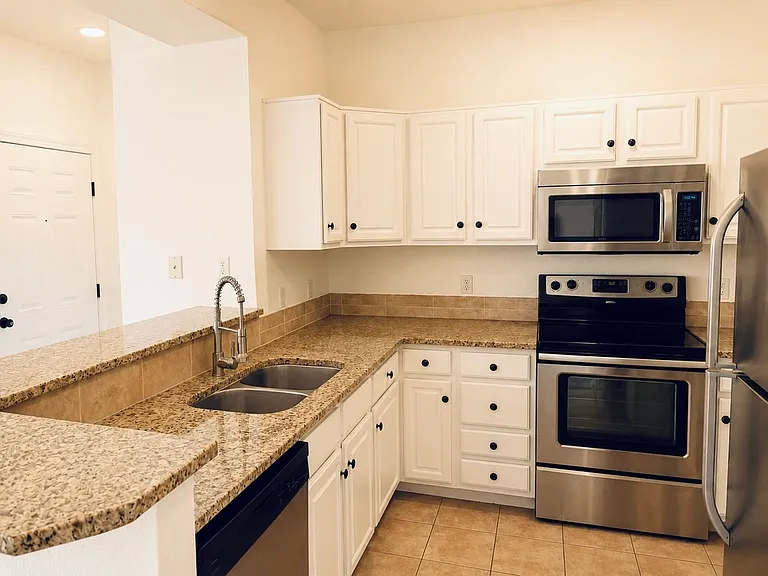 4545 Wheaton Dr #D370 — Photo 3