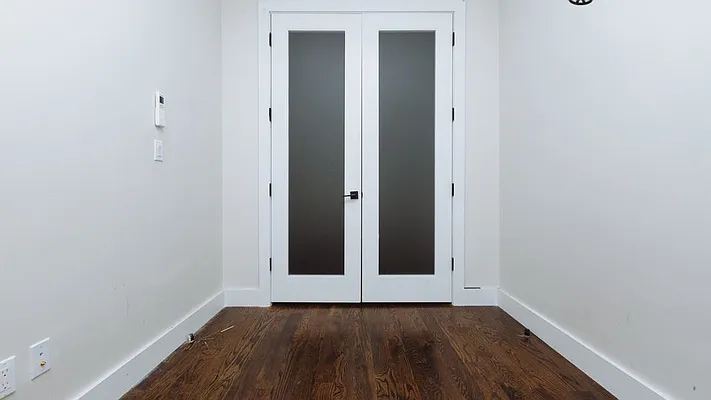 Rented by Nooklyn NYC LLC | media 22