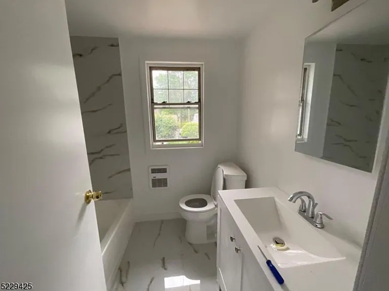 230 Albermarle St — Photo 21