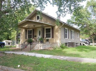 116 N 13th St, Sabetha, KS 66534
