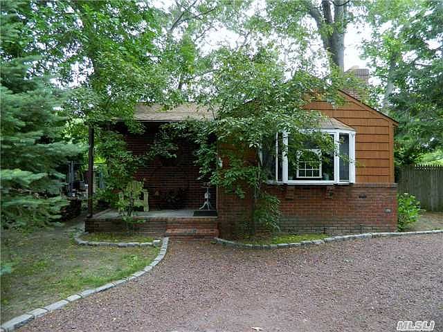 2776240
