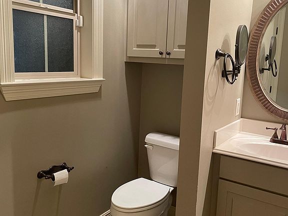 4th image of 5826 W Austin Dr