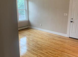 292 Providence Rd APT B, South Grafton, MA 01560