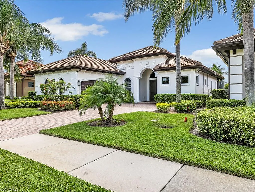 3 bed, 2.0 bath, 2258 sqft, $10,000 — Photo 2
