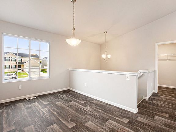 3rd image of 2719 Blooming Bud Ln SE
