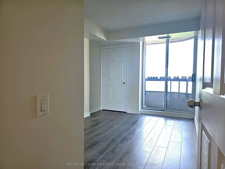 8 Hillcrest Ave #810 — Photo 15