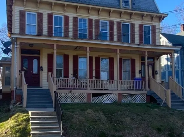 312 Church St APT A, Hackettstown, NJ 07840