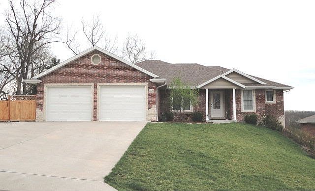1st image of 5615 Dry Creek Ln