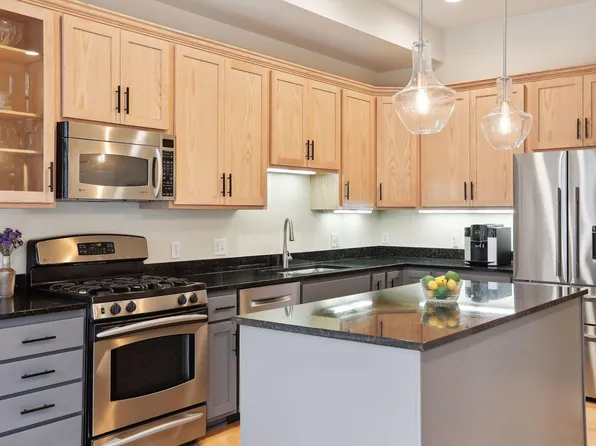 301 Clifton Ave APT 3K, Minneapolis, MN 55403