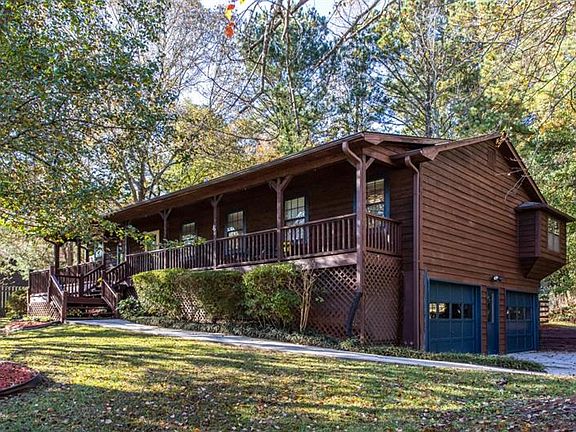 2nd image of 2893 Beryton Pl