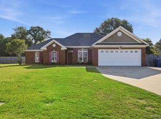 51 Truxton Ct, Wetumpka, AL 36093