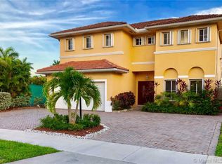 13230 SW 136th Ter, Miami, FL 33186