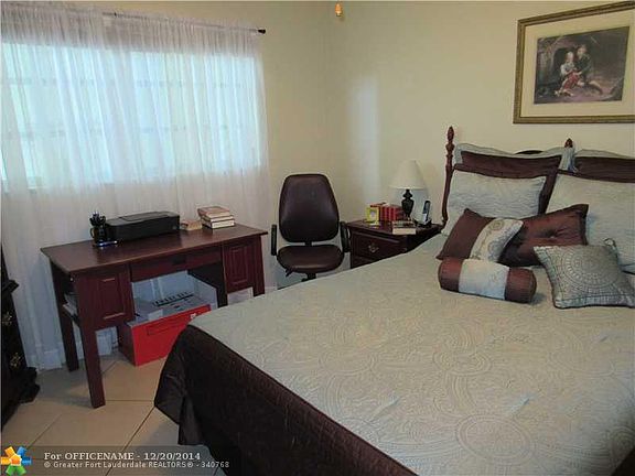 3rd image of 2100 NE 38th St APT 102