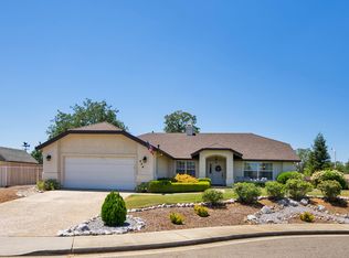 238 Edinburgh Pl, Redding, CA 96003