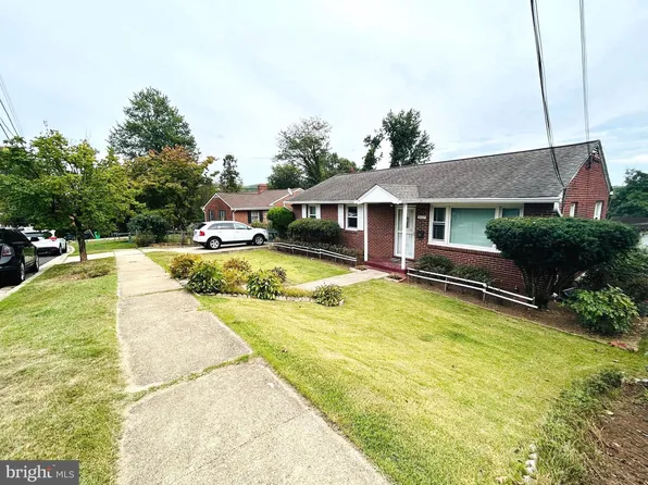 8127 Murray Hill Dr, Fort Washington, MD 20744