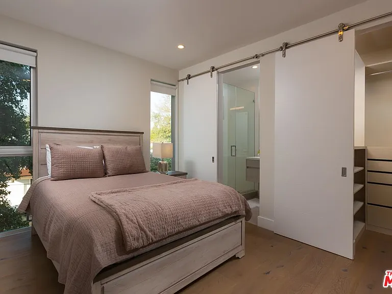 721 N Spaulding Ave — Photo 25